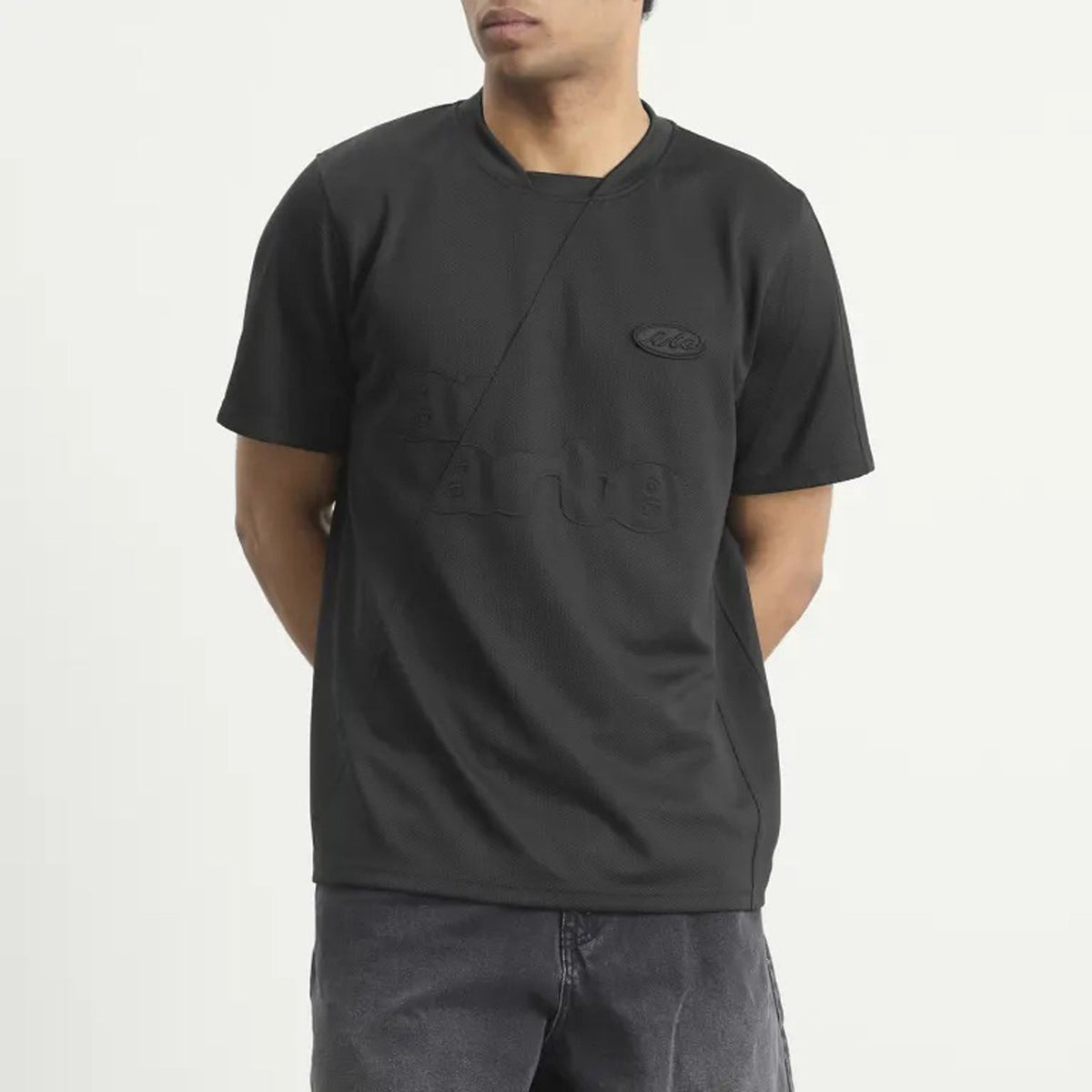 Arte Football T-shirt: Black